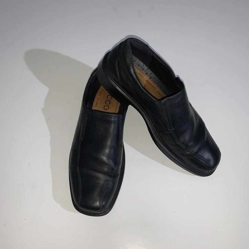 ECCO Shoes Mens Size 9.5 Black Leather Slip On Loafers Square Toe Dress EU 43